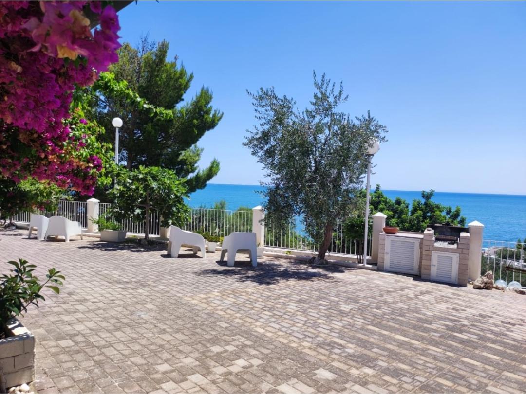 Ville Agnuli Case Vacanza Mattinata Exterior photo