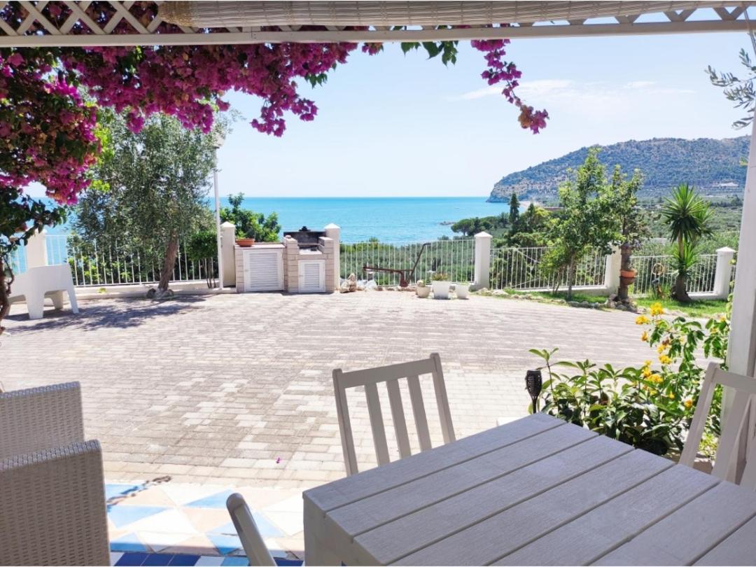 Ville Agnuli Case Vacanza Mattinata Exterior photo